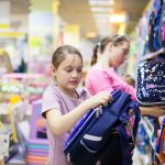 Na čo si dávať pozor pri výbere školskej tašky pre školáka?