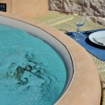 Zdravotné výhody domácej vírivky a bazéna: rehabilitácia, relaxácia a chudnutie